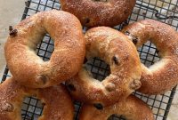 Cinnamon Raisin Sourdough Bagel Recipe: Soft, Tangy & Sweet