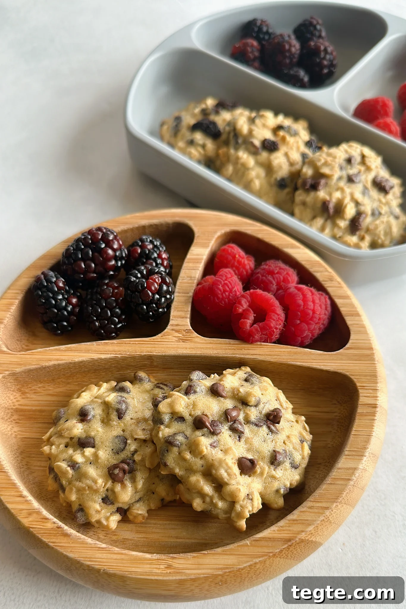 Chewy Maple Oatmeal Cookies with Warm Spices 7 Maple oatmeal cookies served with berries.