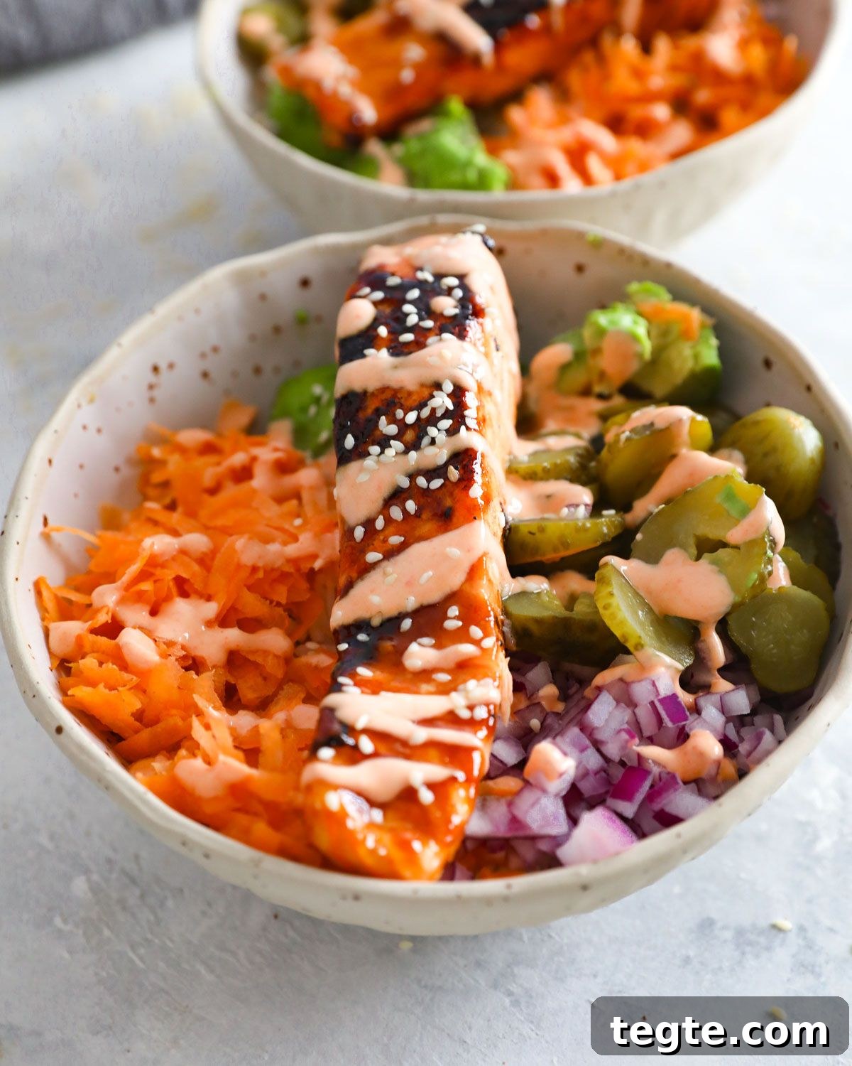 21 High-Protein, High-Fiber Meal Prep Ideas for the Week 3 Salmon Bowl