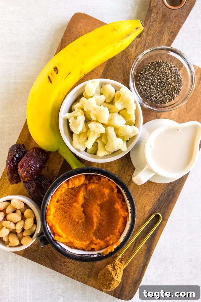 Date-Sweetened Pumpkin Smoothie Recipe for Fall Flavors 3 Date Sweetened Pumpkin Smoothie - creamy and healthy