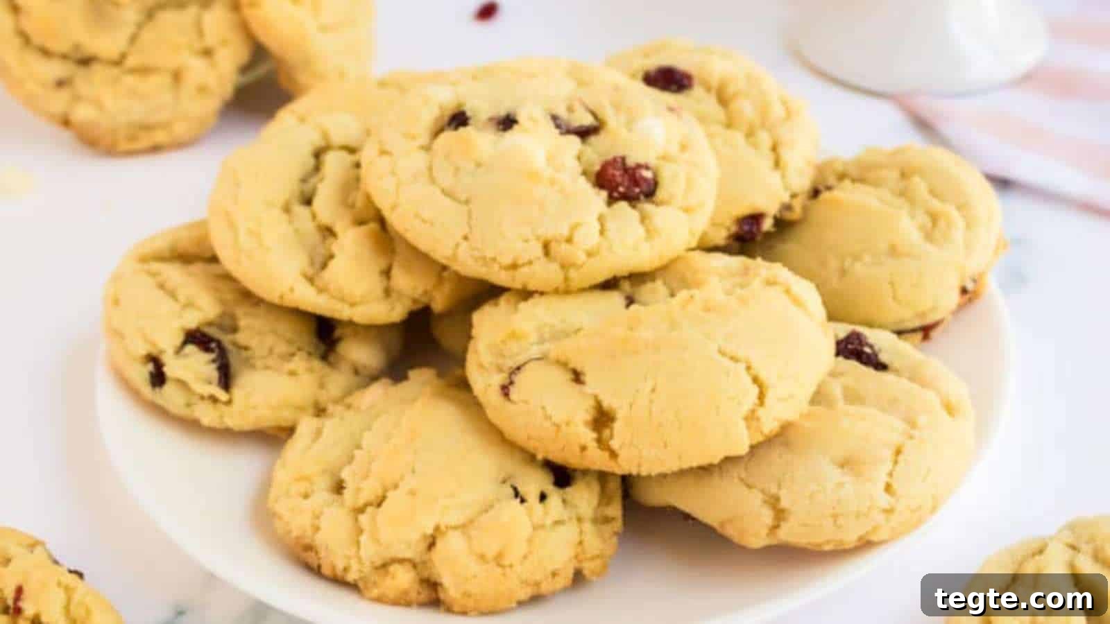 13 Creative Sweet and Savory Ways to Use Cranberries 2 White Chocolate Cranberry Cookies
