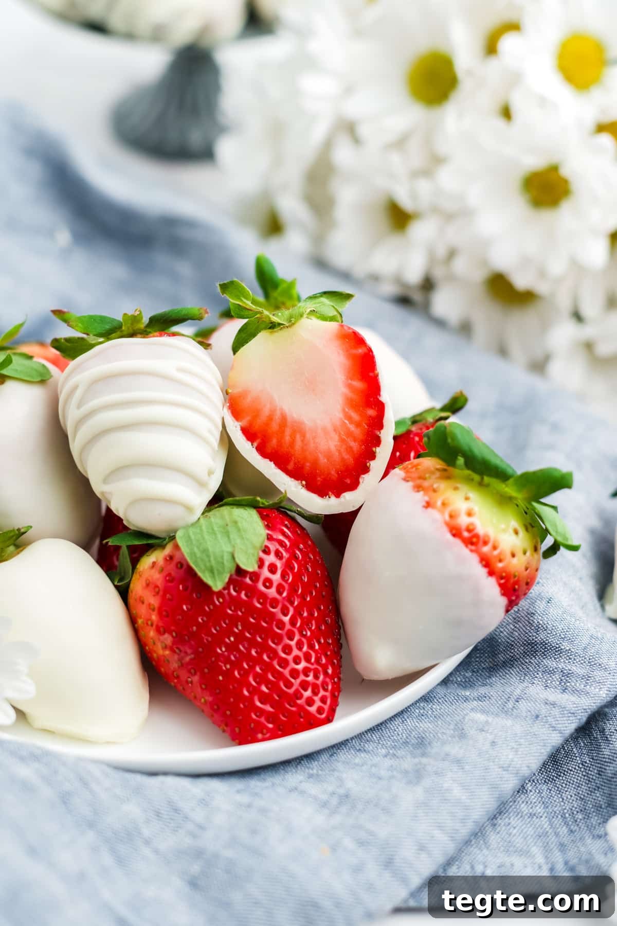 White Chocolate Dipped Strawberries You Can Make at Home 8 img 16204 7