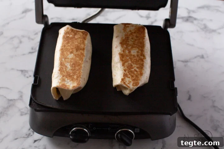 Taco Bell Grilled Stuffed Burrito Recipe (Copycat) 6 img 17042 9