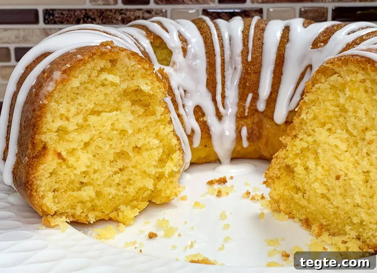 31 Classic Vintage Jell-O Dessert Recipes to Try Now 18 lemon jello cake
