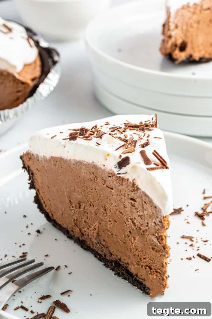 31 Classic Vintage Jell-O Dessert Recipes to Try Now 23 chocolate jello pudding pie