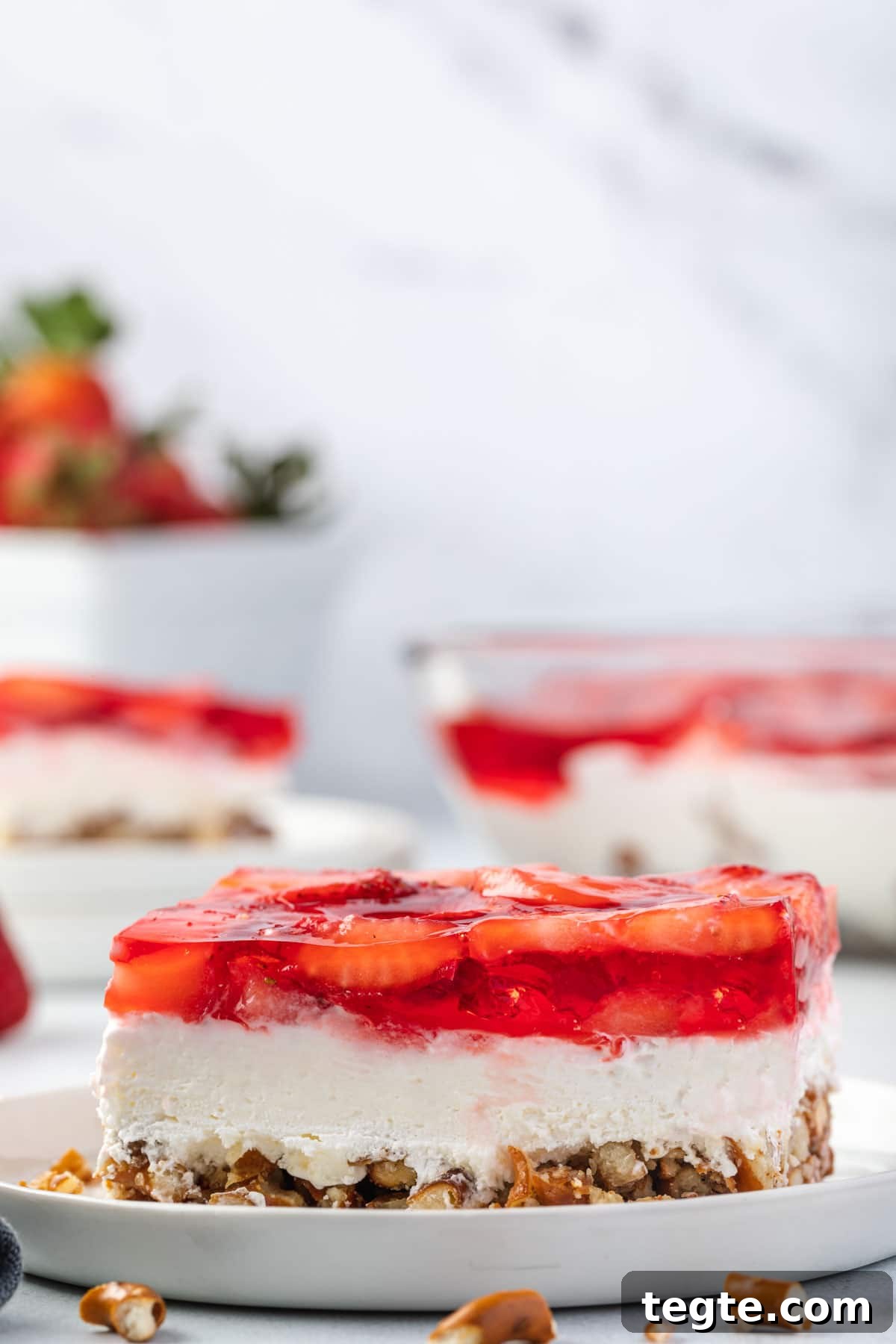 31 Classic Vintage Jell-O Dessert Recipes to Try Now 6 strawberry pretzel salad