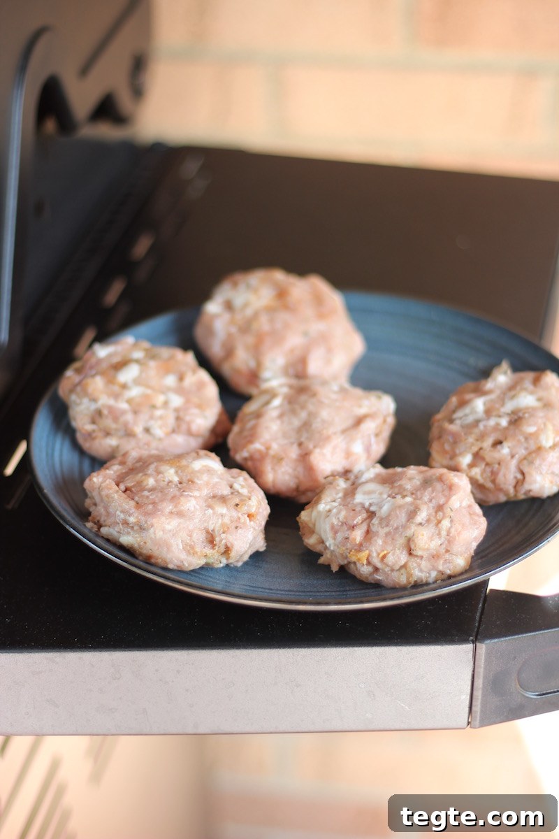 Stuffed Bacon Turkey Burgers - these cheese-stuffed bacon turkey burgers will easily be a new family favorite! Plus, they are paleo and gluten-free! | fedandfulfilled.com