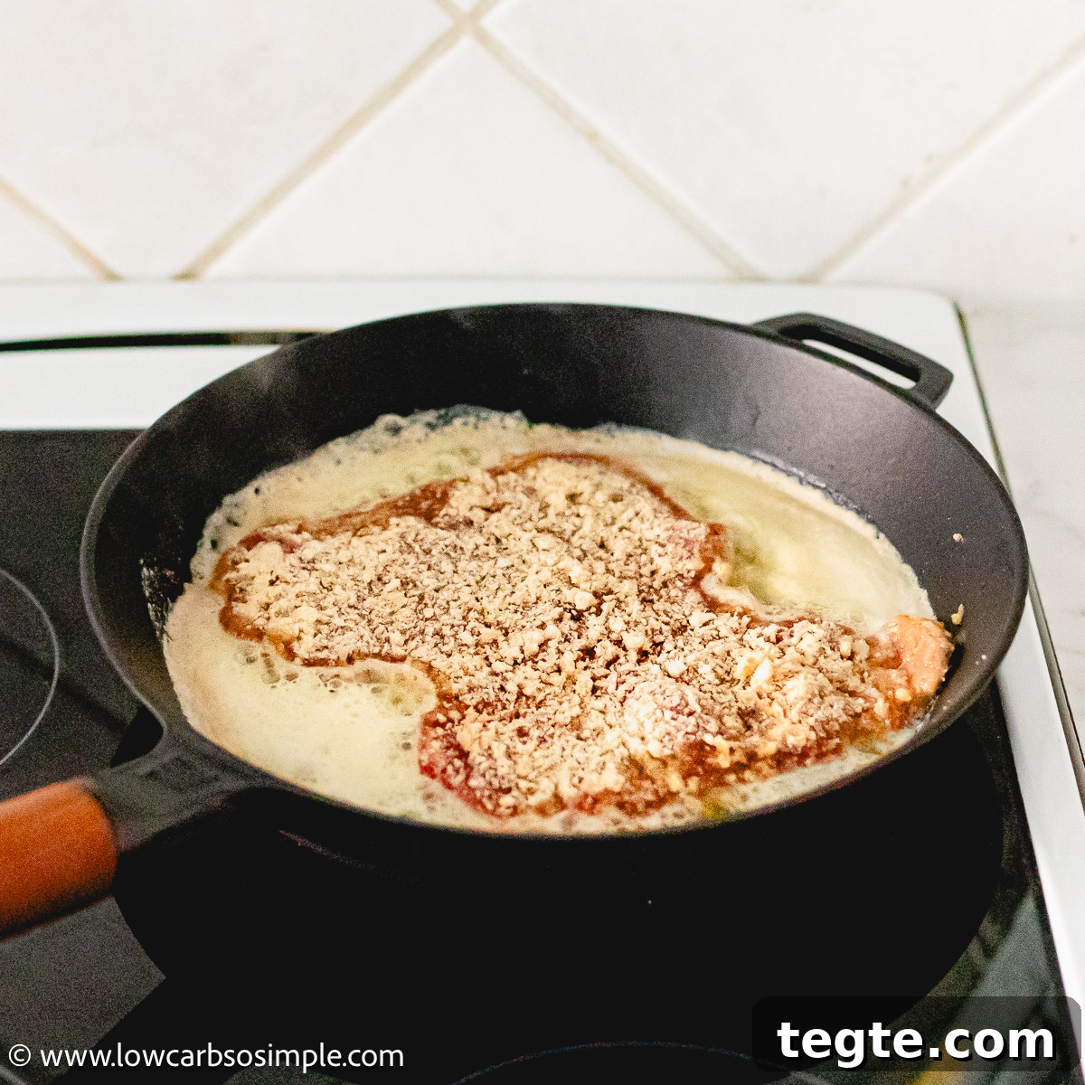 Carnivore-Style Wiener Schnitzel: Meat-Only Schnitzel Recipe 9 Cooking the Schnitzel | Low-Carb, So Simple