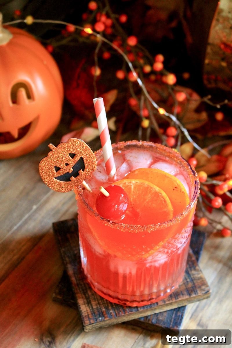 Jack-O'-Lantern Bourbon Spritz: Halloween Cocktail Recipe 8 img 35043 7