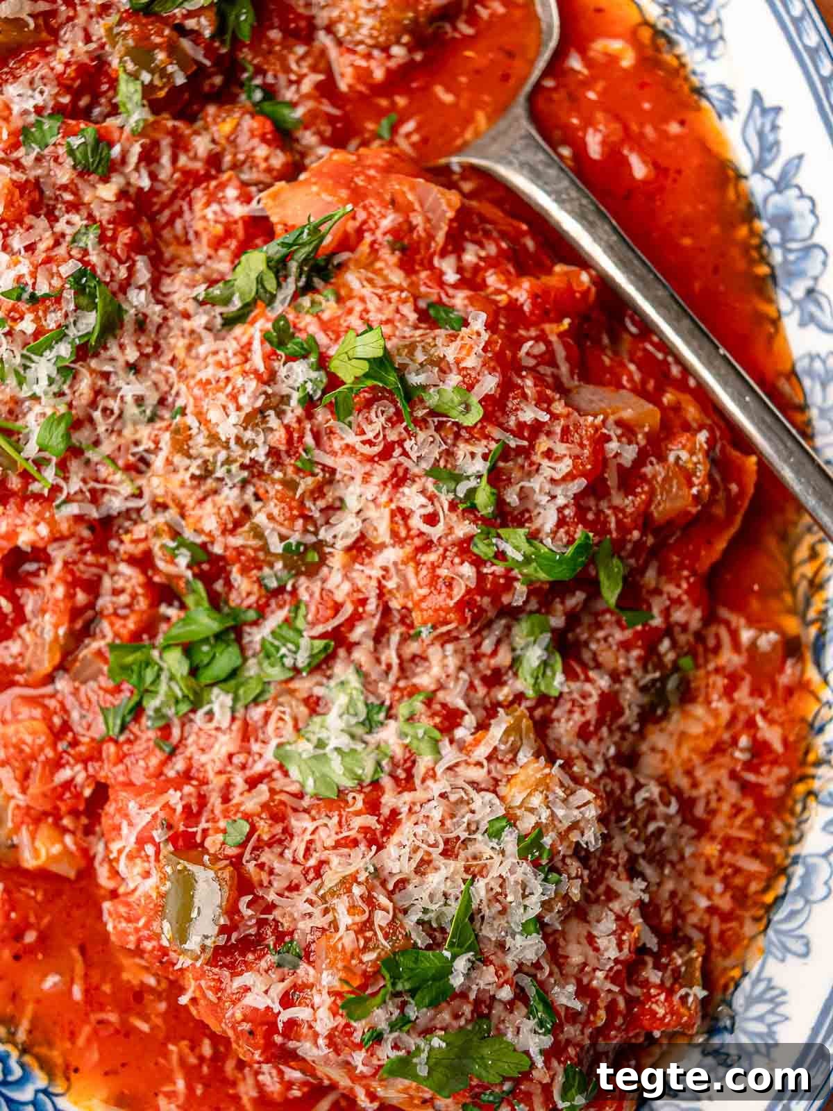 Chicken cacciatore on a platter.