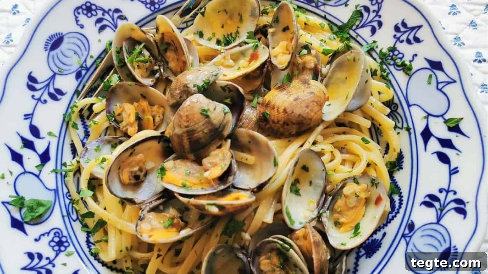 23 Quick Seafood Dinners for Any Night of the Week 9 Linguine alle vongole