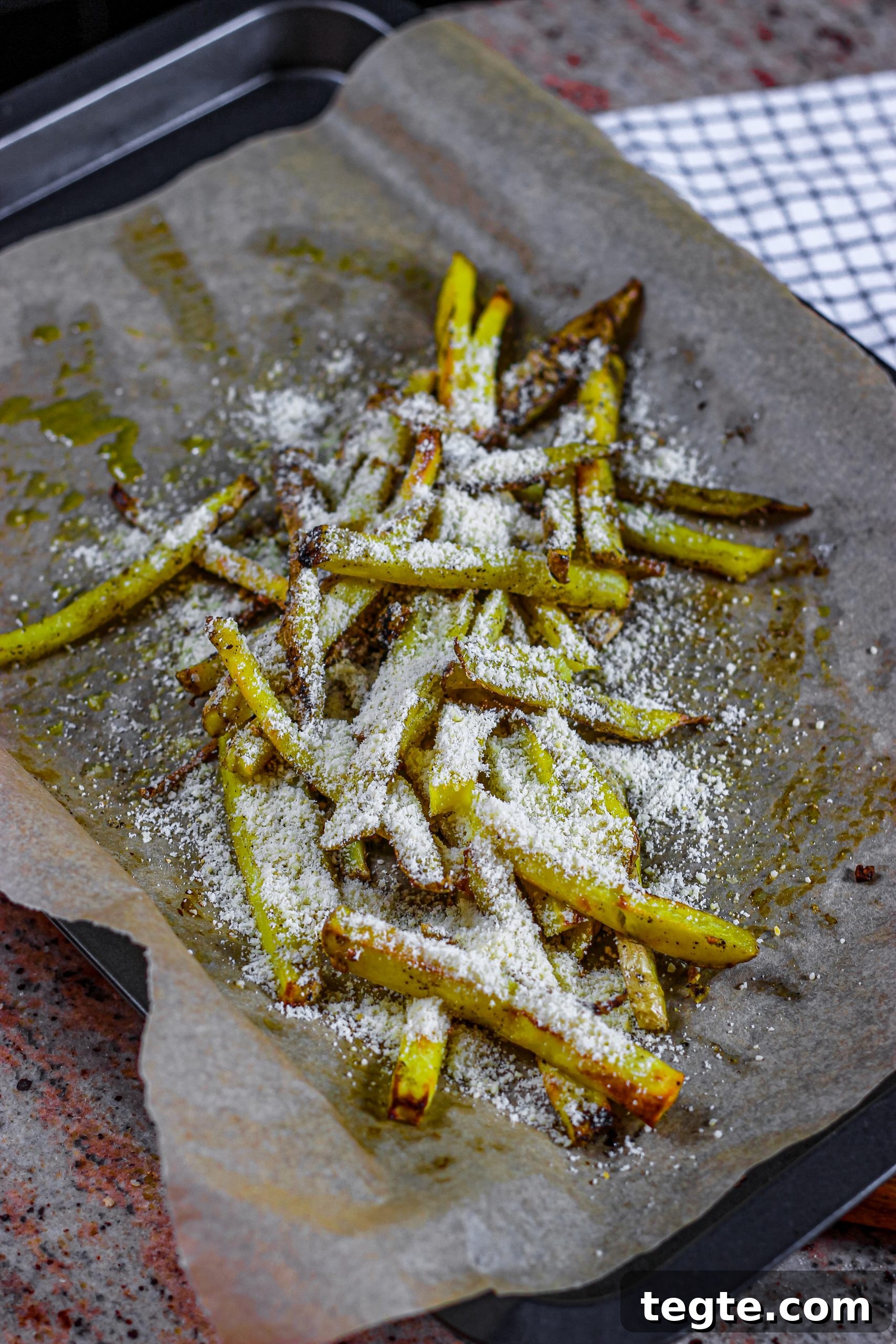 Crispy Garlic Parmesan Baked Fries 11 img 4366 10