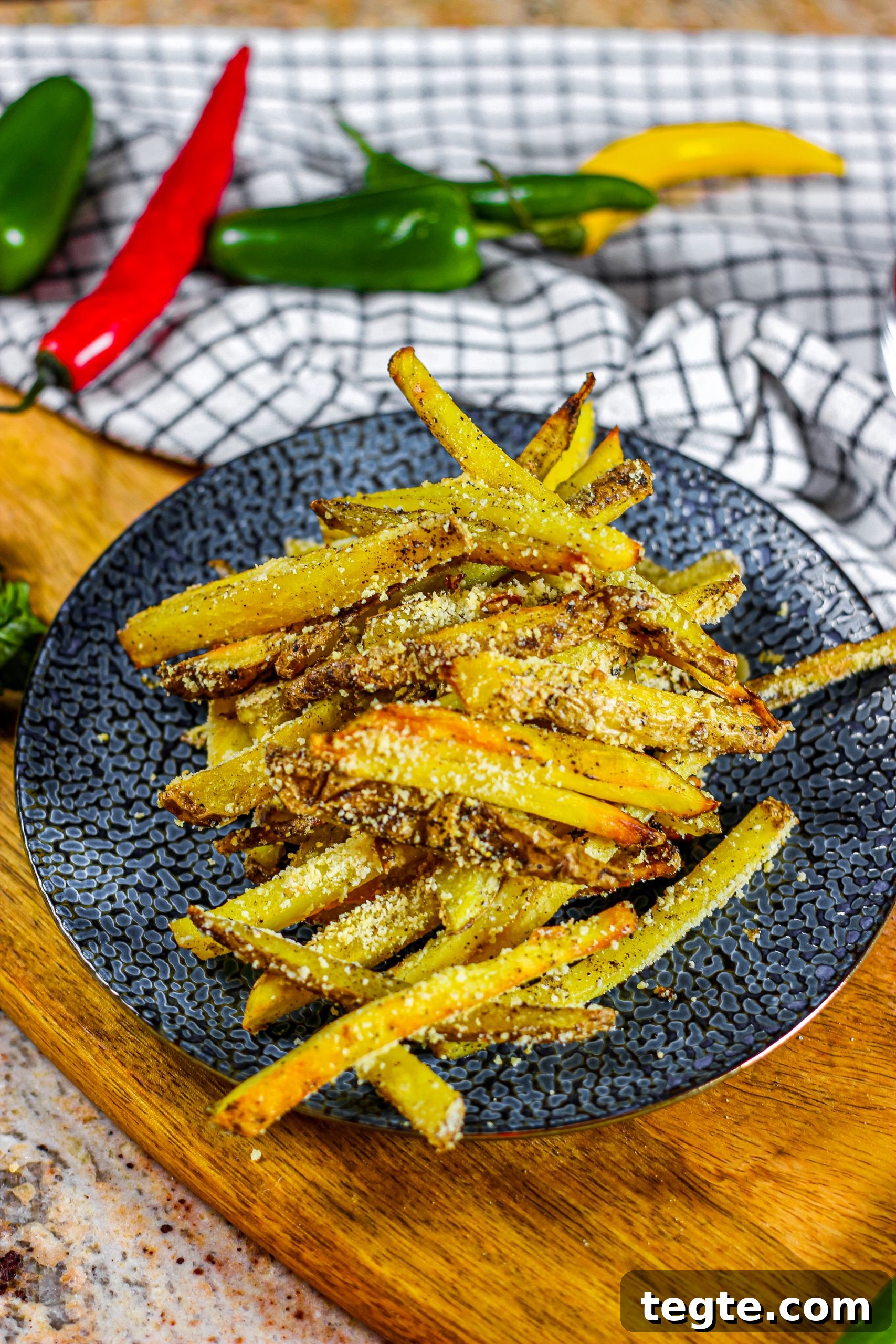Crispy Garlic Parmesan Baked Fries 3 img 4366 2