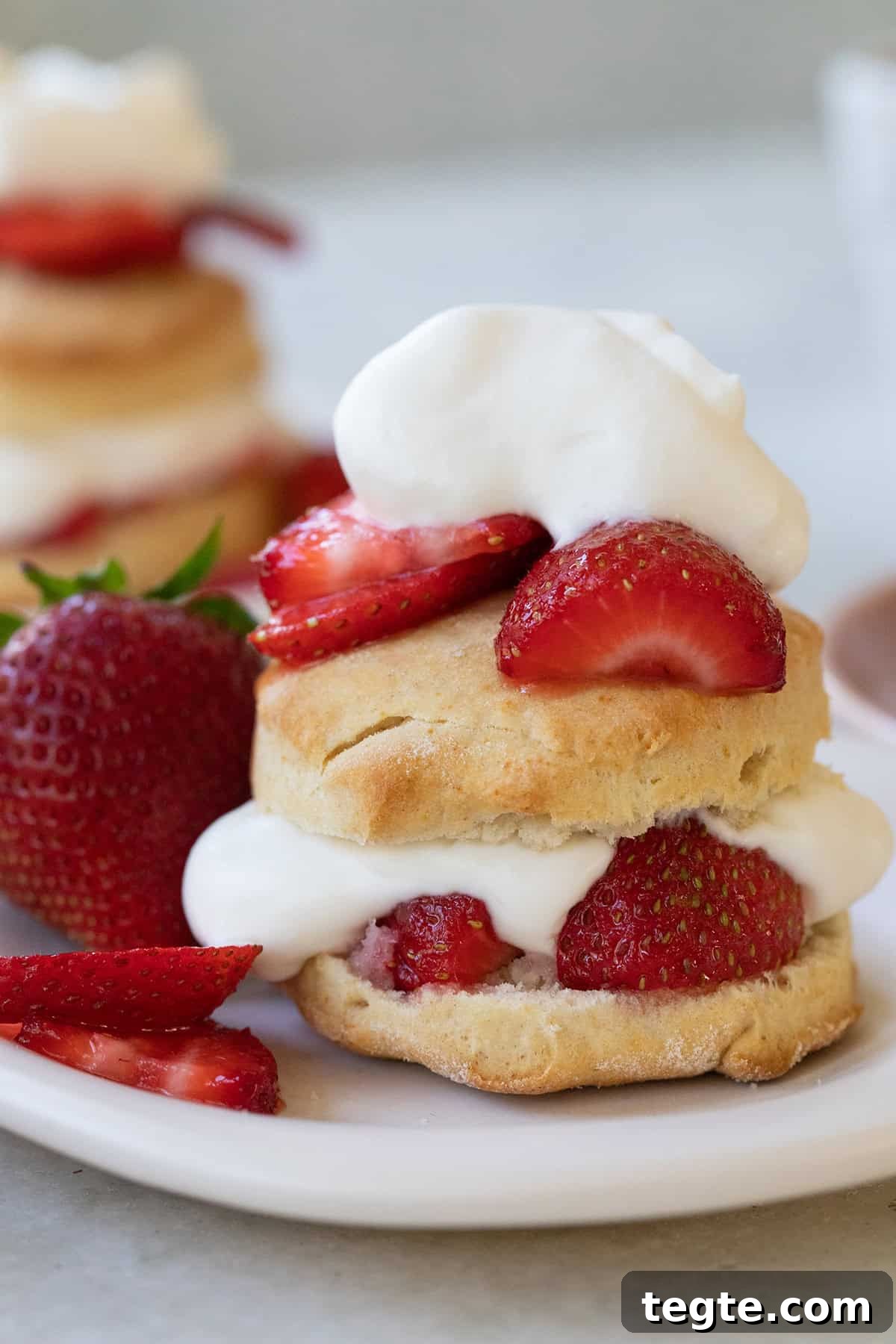 Strawberry Dessert Ideas for Entertaining Guests 7 Strawberry shortcake dessert.