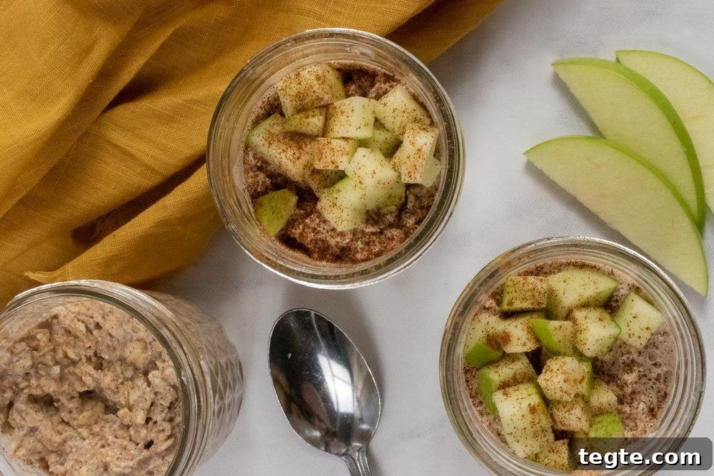 Apple Cinnamon Overnight Oats with Yogurt and Fresh Apples 8 Apple-overnight-oats-three jars