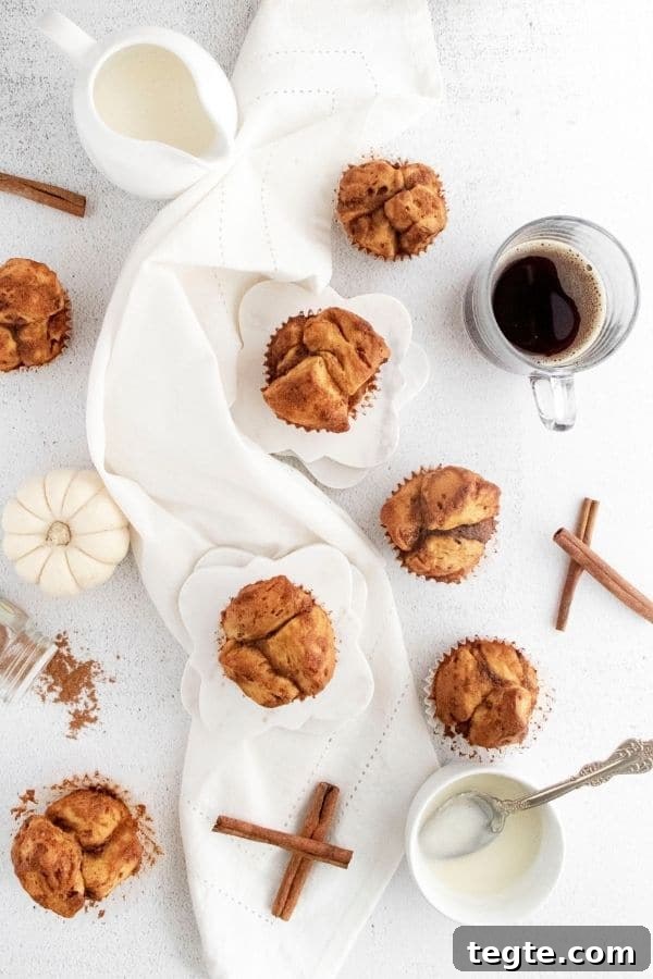 cinnamon roll monkey bread (1)