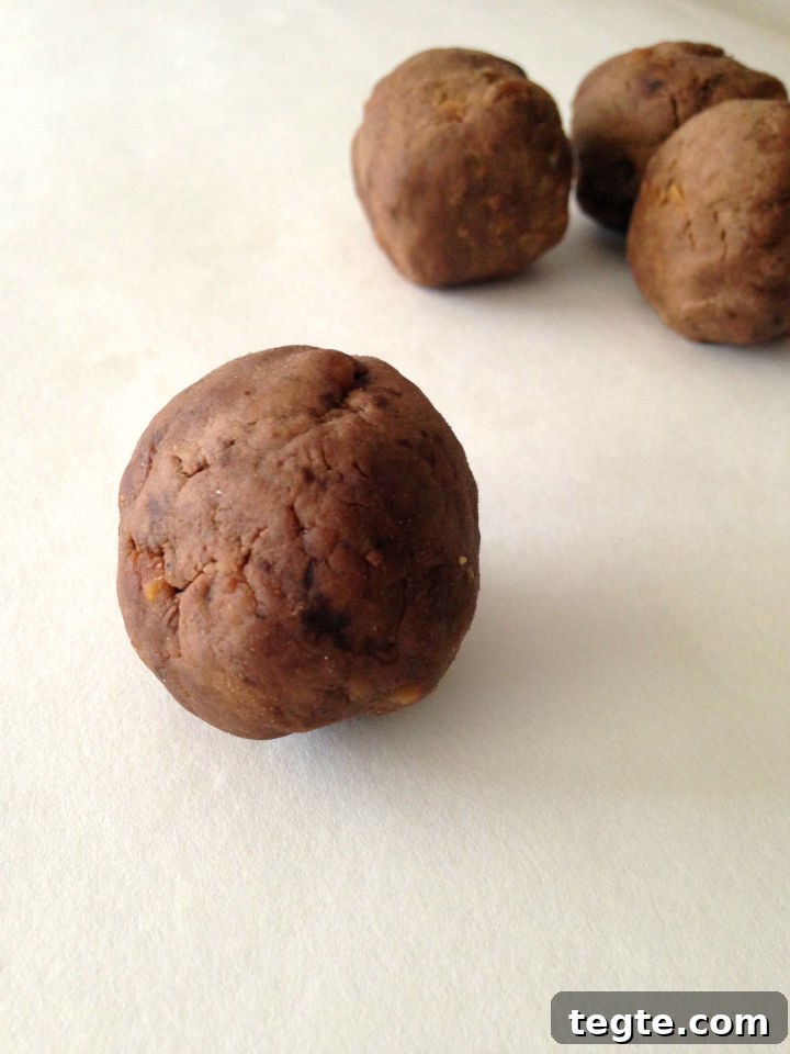 No-bake, and only 4 ingredients makes these vegan mocha protein bites the perfect pick-me-up snack.