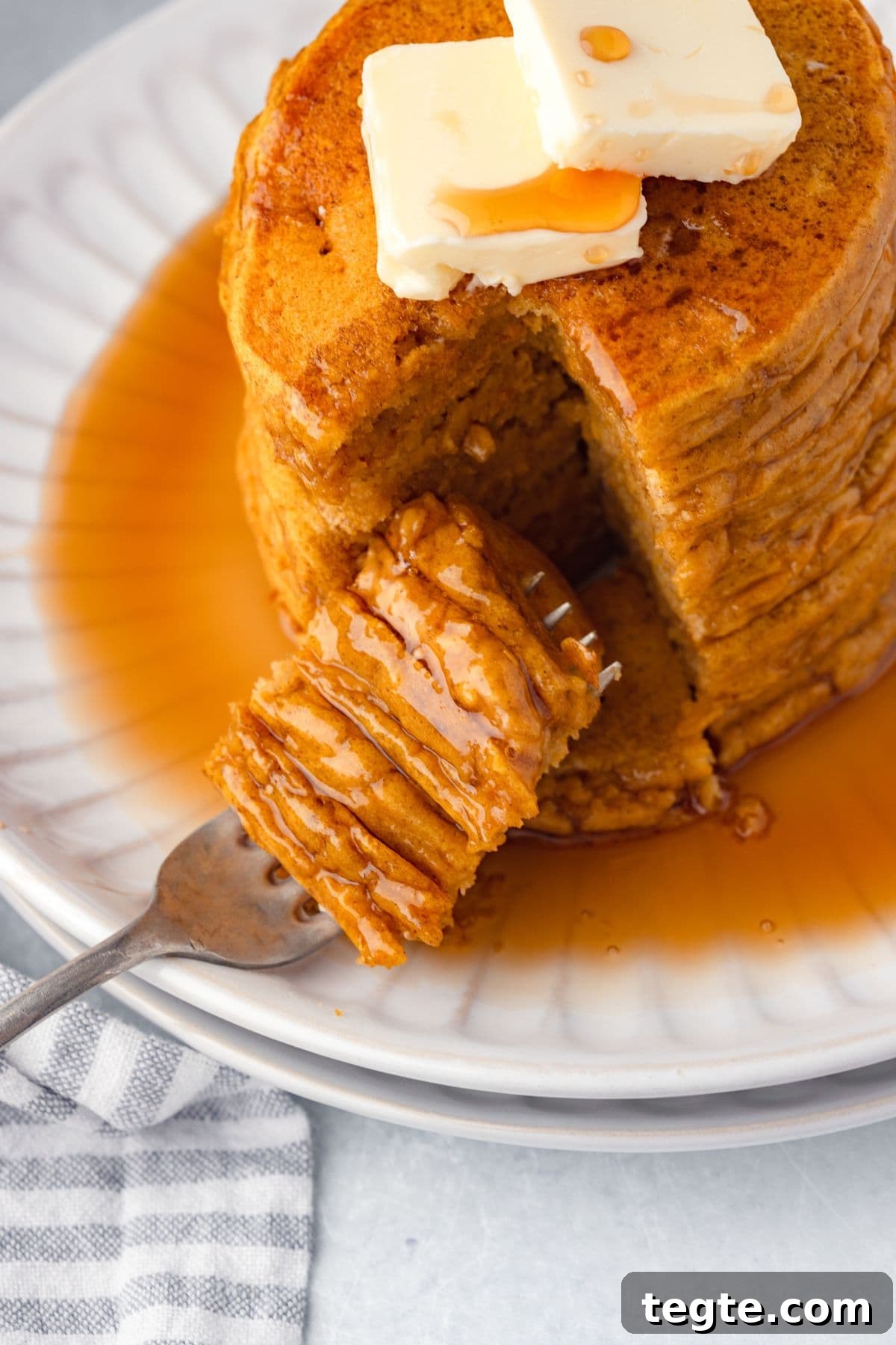 Pumpkin Pie Spice Pancakes: Fluffy Fall Breakfast Recipe 7 img 85238 6