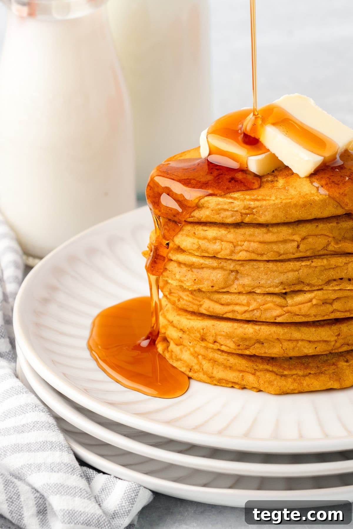 Pumpkin Pie Spice Pancakes: Fluffy Fall Breakfast Recipe 8 img 85238 7